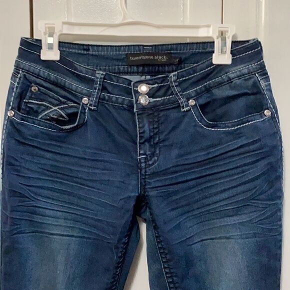 Twentyone Black Super Skinny Dark Wash Jeans 7/8 - Picture 2 of 14